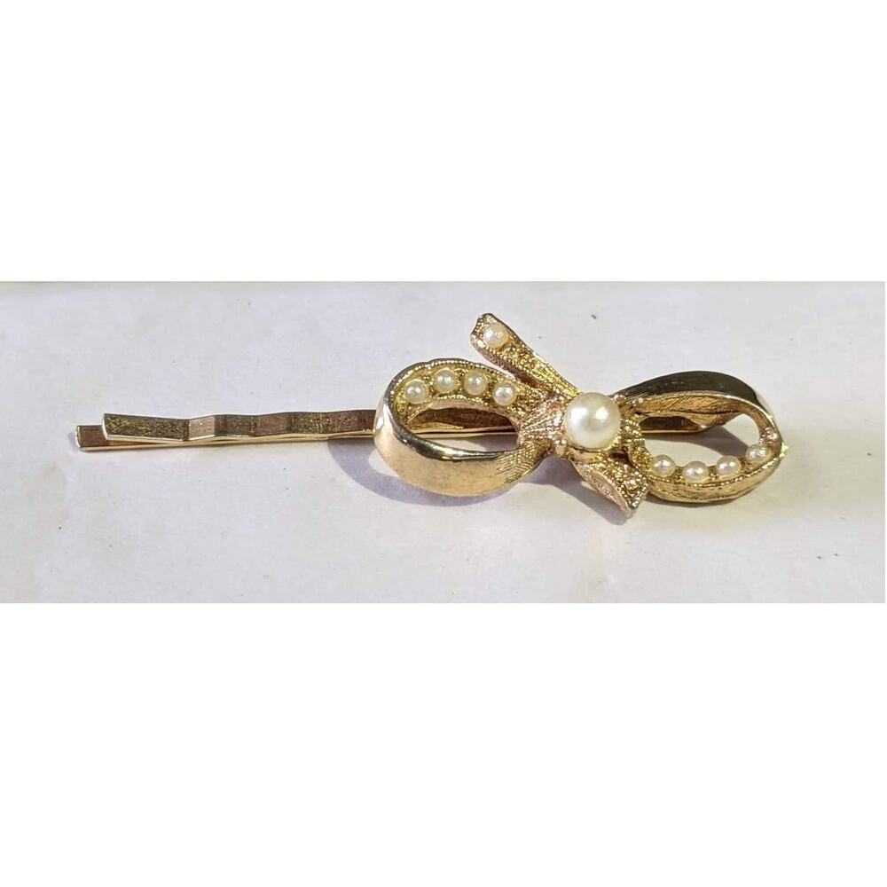 Vintage Faux Pearl Knot Goldtone Hair Pin